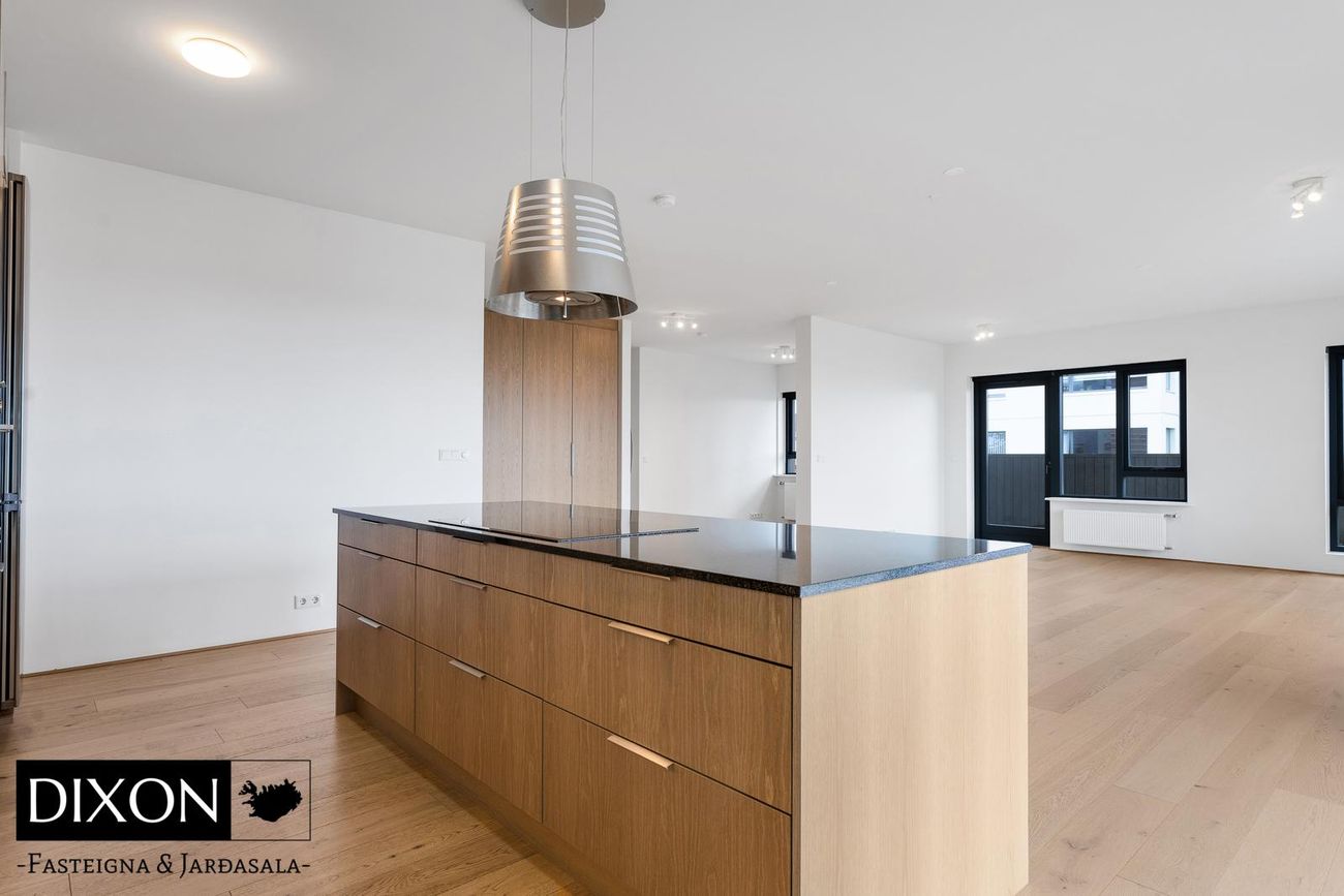 Garðatorg 2B - 0205, 210 Garðabær