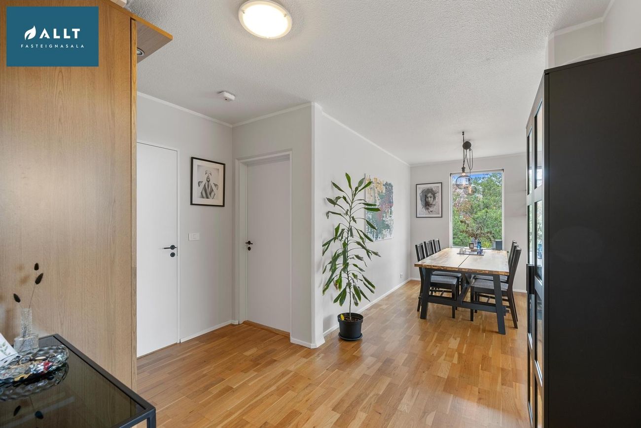 Ástún 10, 200 Kópavogur