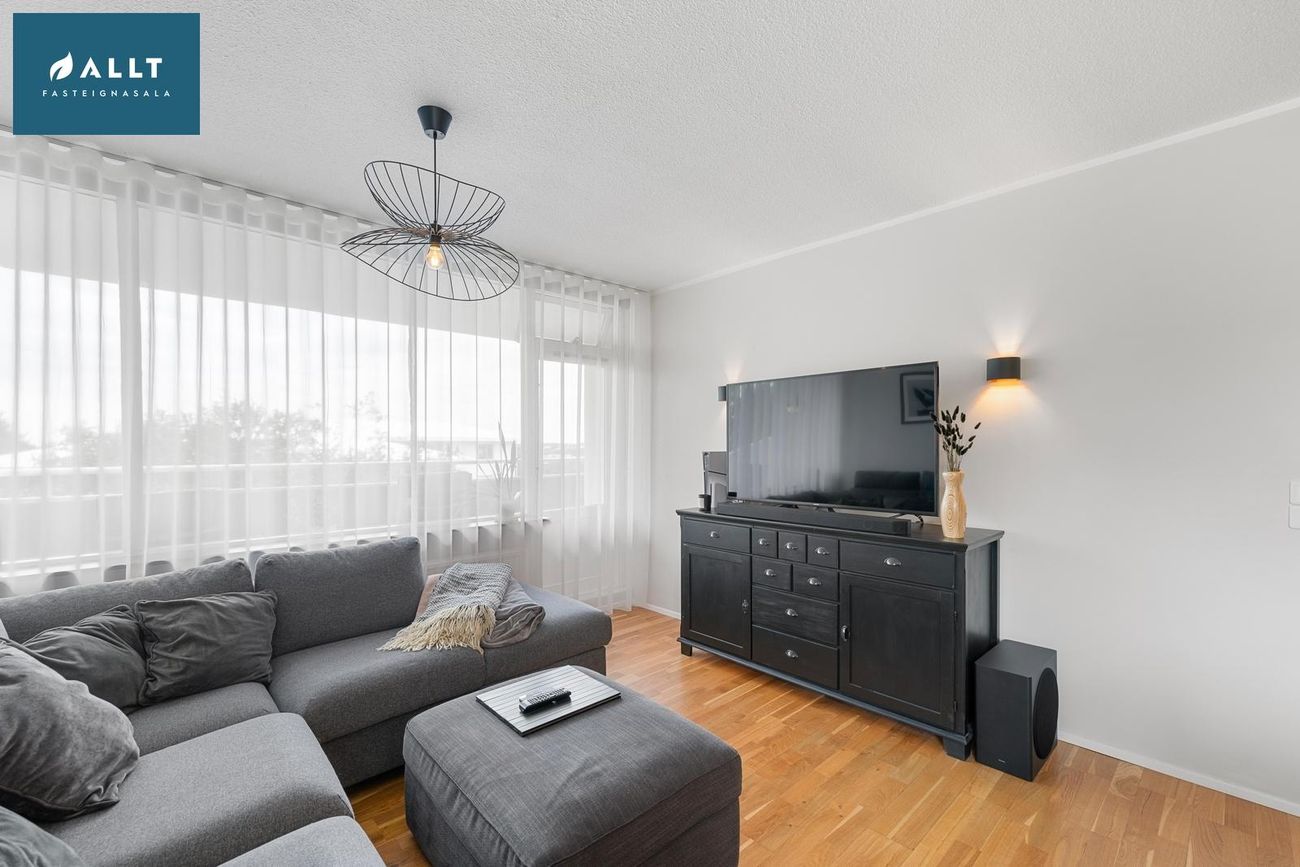 Ástún 10, 200 Kópavogur