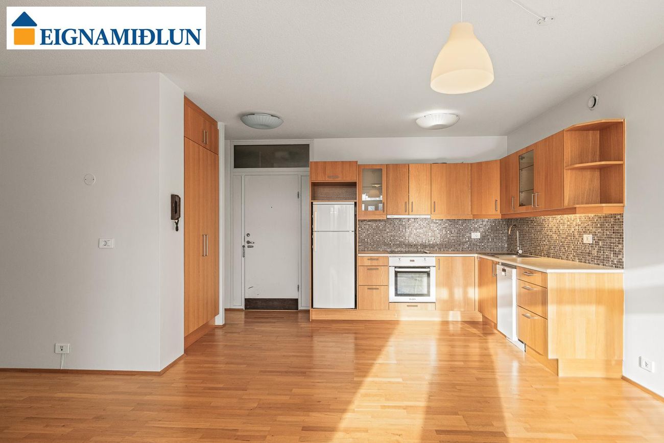 Flyðrugrandi 8, 107 Reykjavík