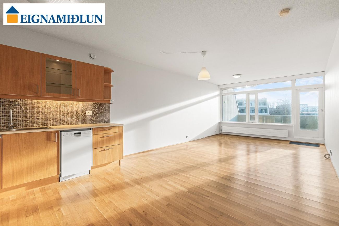 Flyðrugrandi 8, 107 Reykjavík