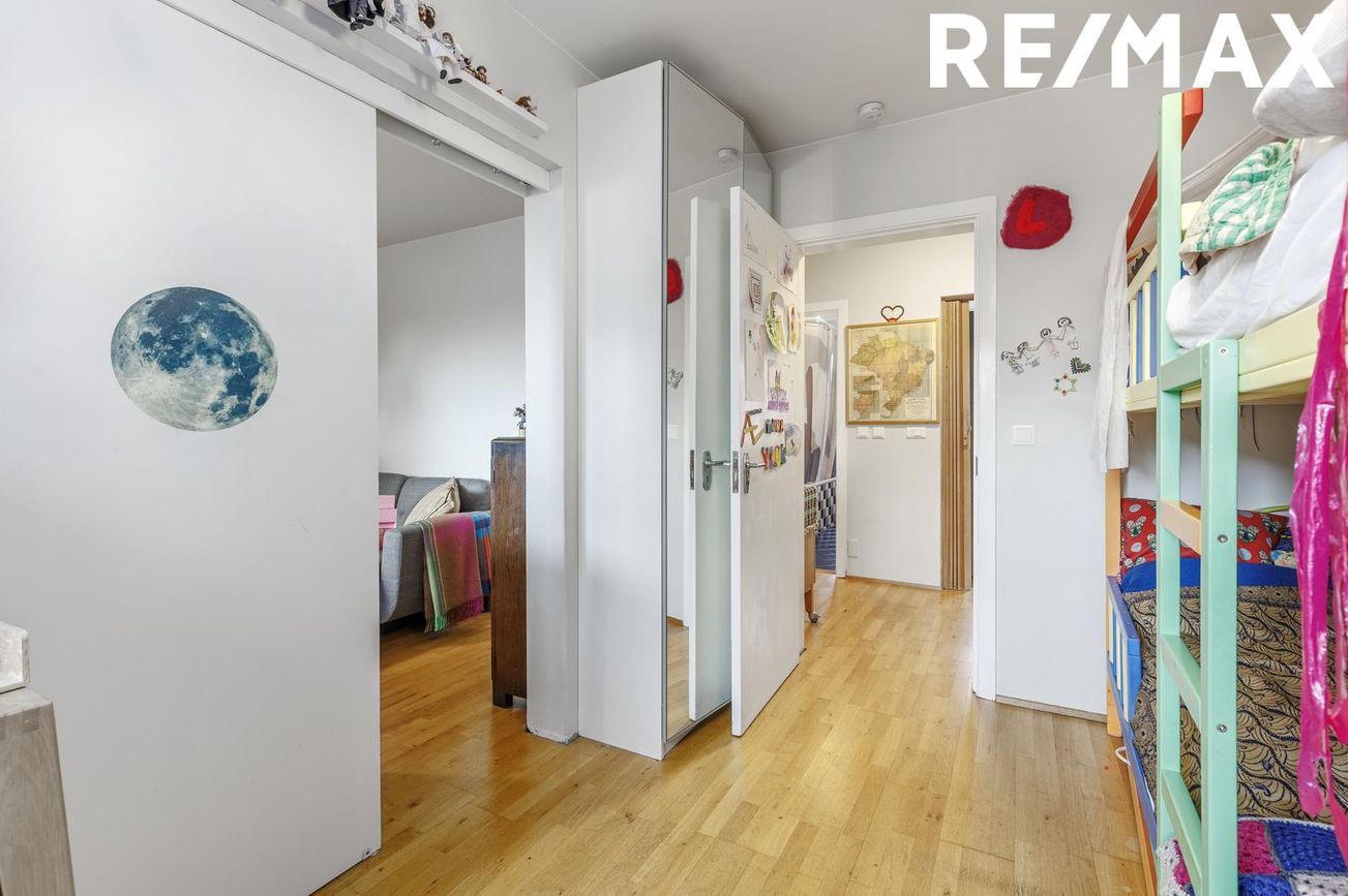 Brávallagata 18, 101 Reykjavík