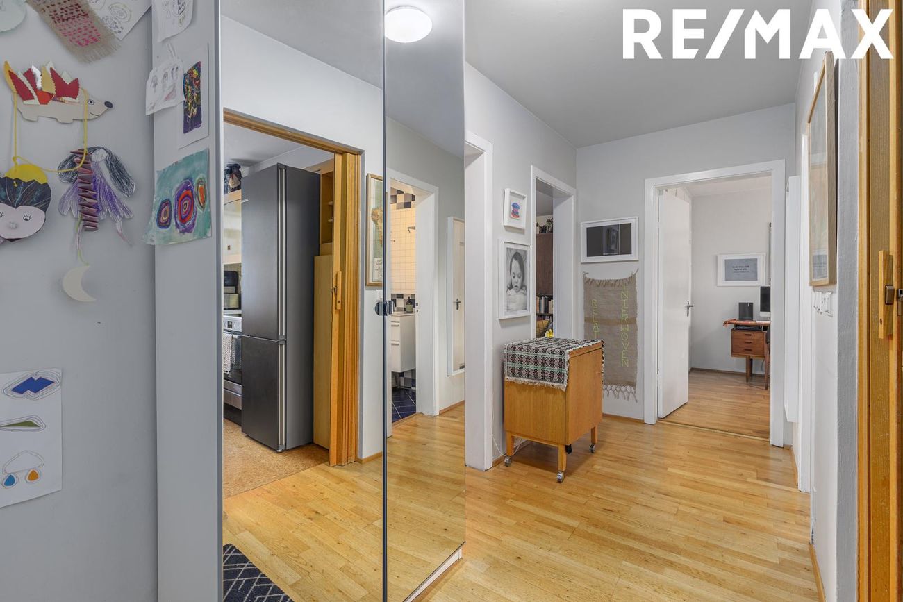 Brávallagata 18, 101 Reykjavík