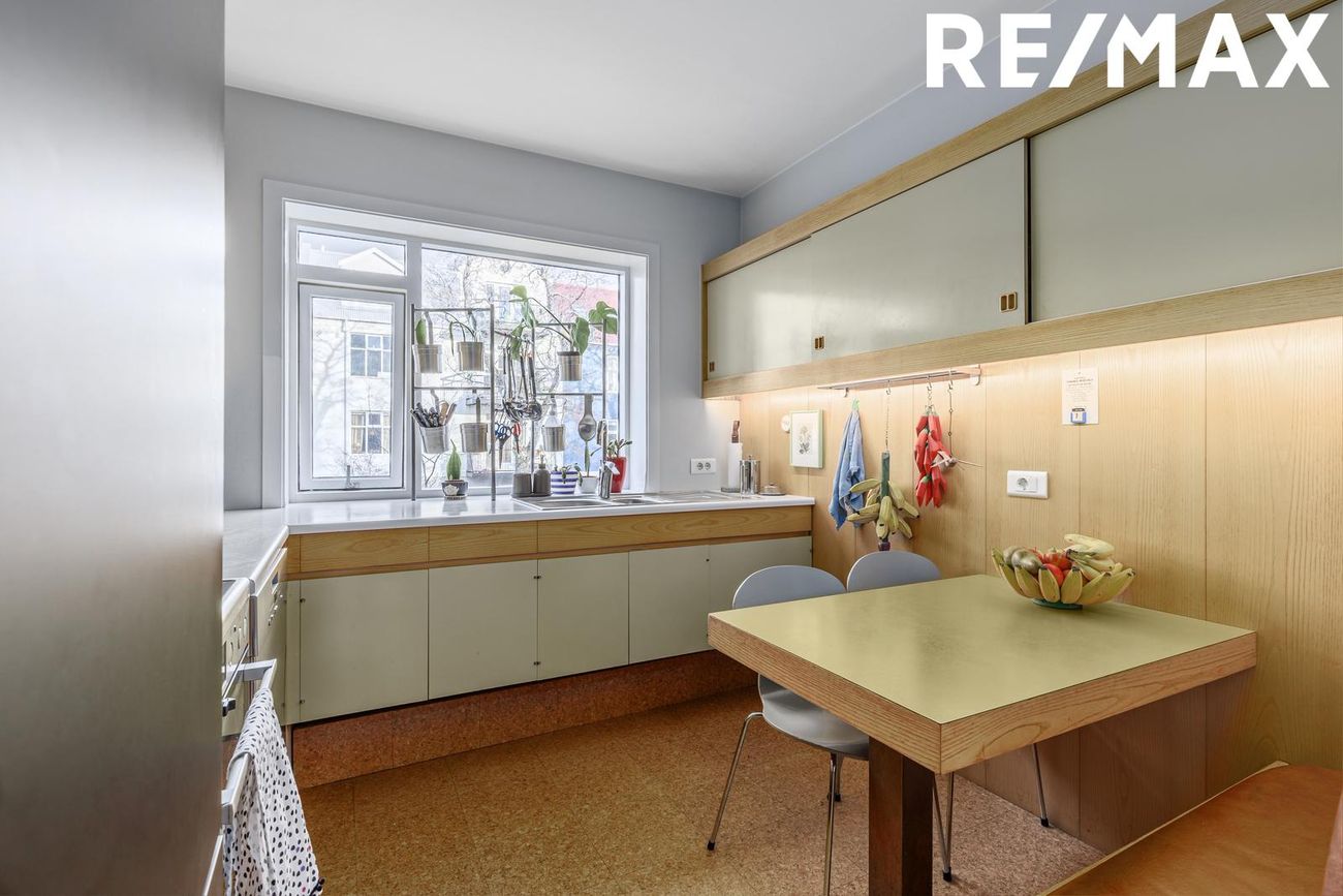 Brávallagata 18, 101 Reykjavík