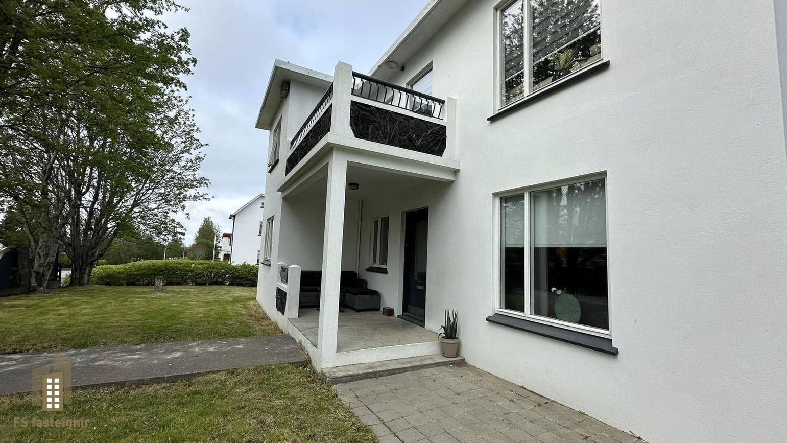 Álfabyggð 24, 600 Akureyri