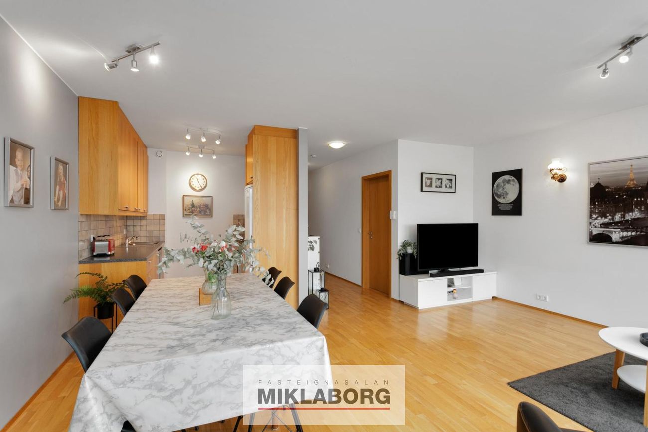 Perlukór 1A, 203 Kópavogur