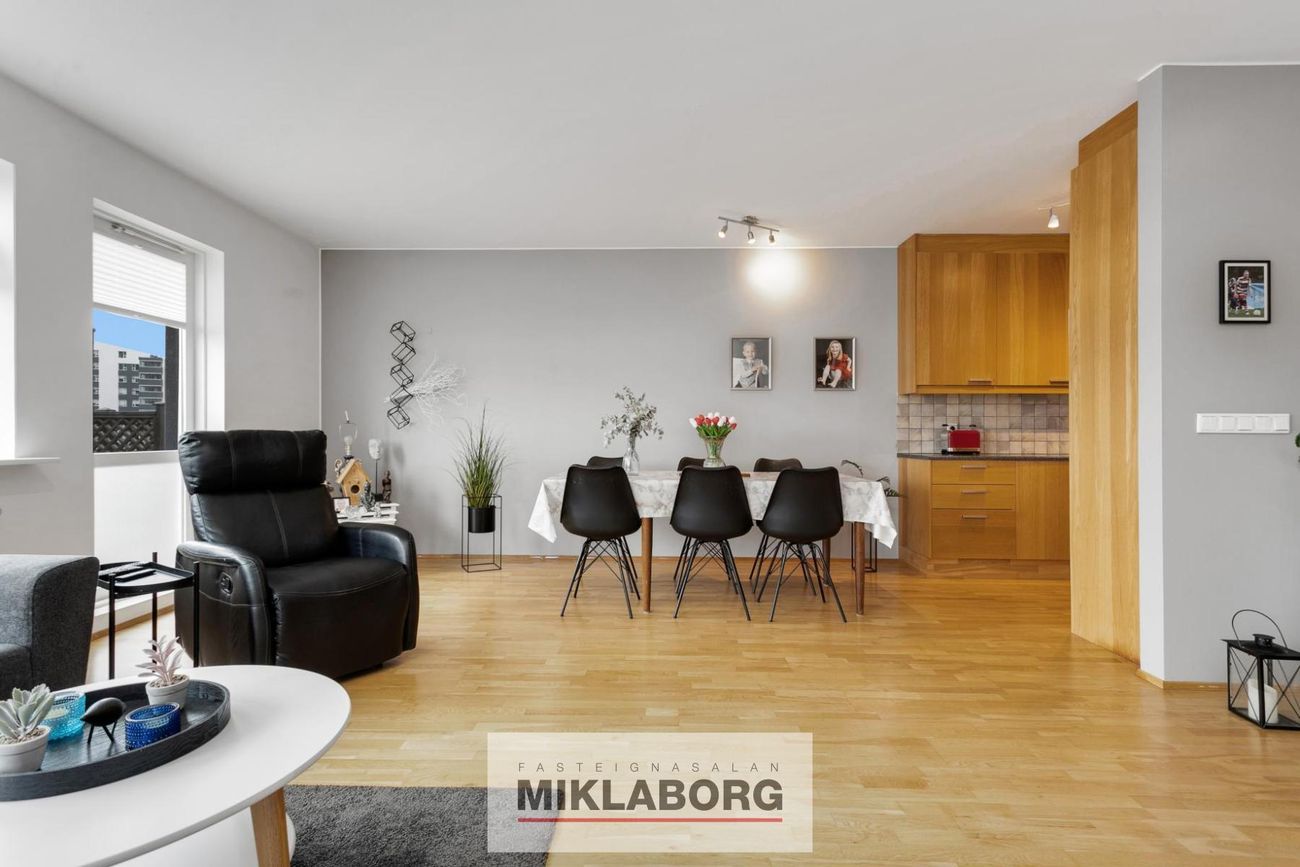 Perlukór 1A, 203 Kópavogur