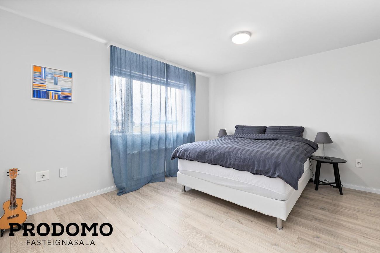 Breiðbraut 672, 262 Reykjanesbær