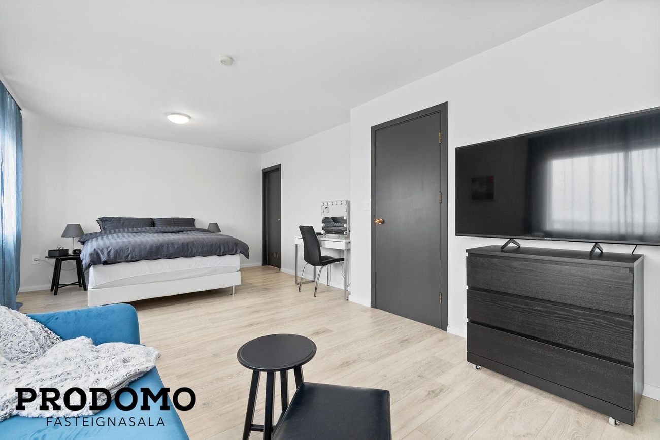 Breiðbraut 672, 262 Reykjanesbær