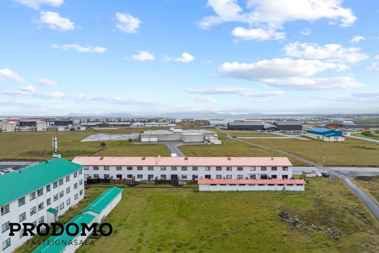 Breiðbraut 672, 262 Reykjanesbær