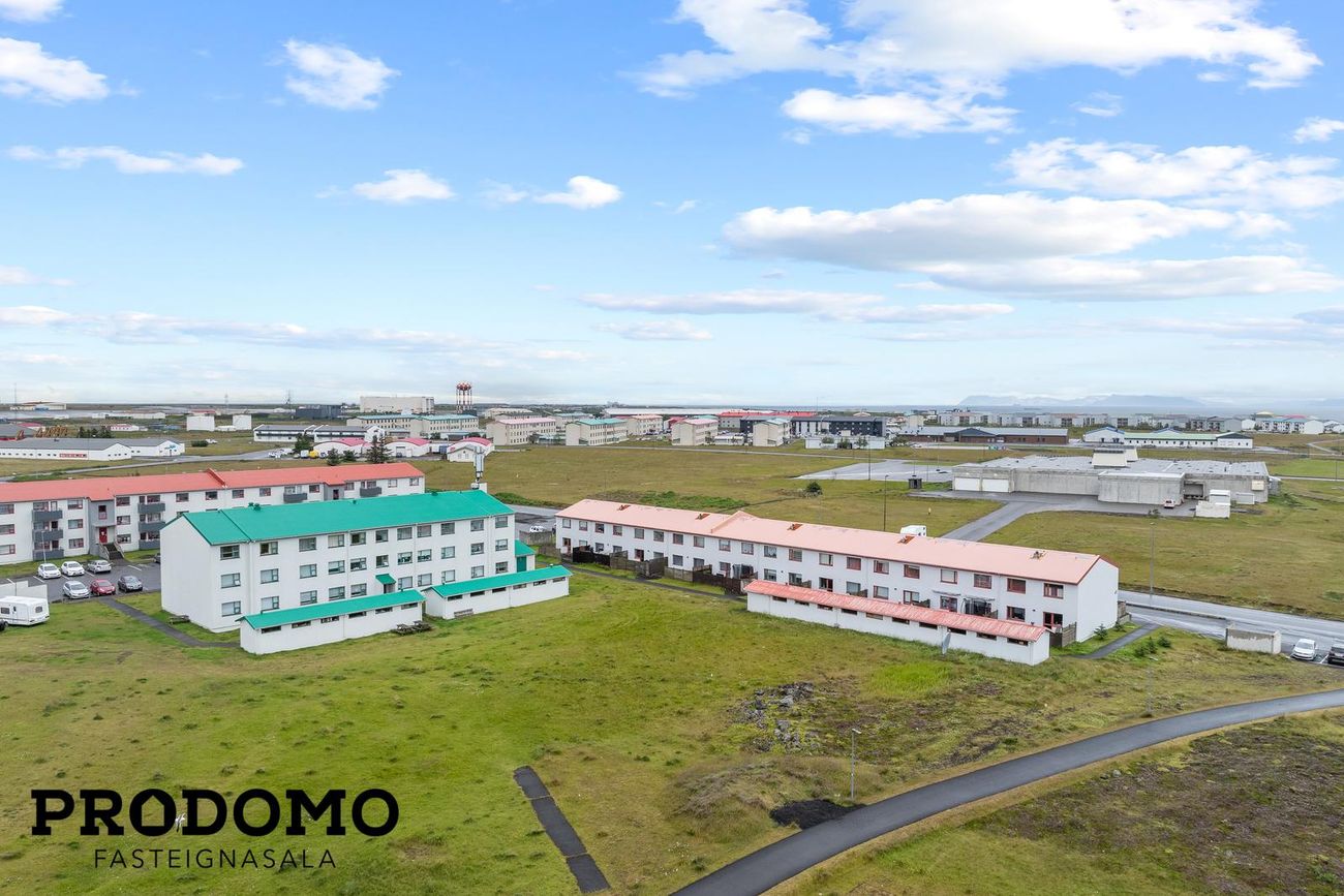 Breiðbraut 672, 262 Reykjanesbær