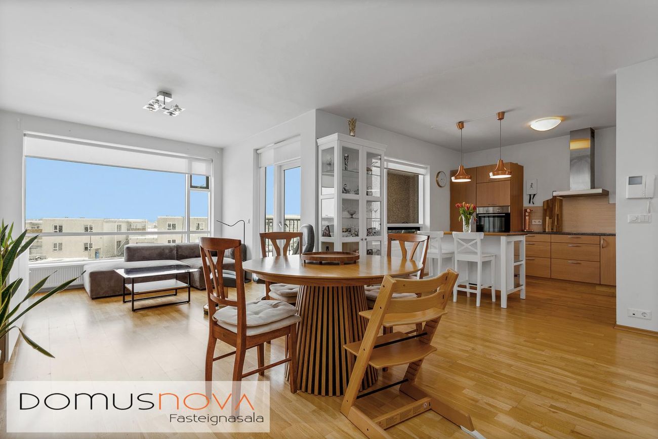 Helluvað 13, 110 Reykjavík