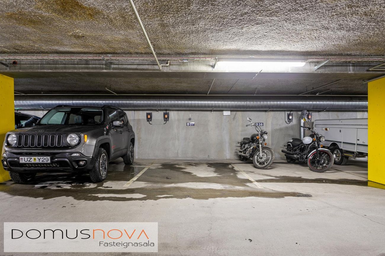 Helluvað 13, 110 Reykjavík