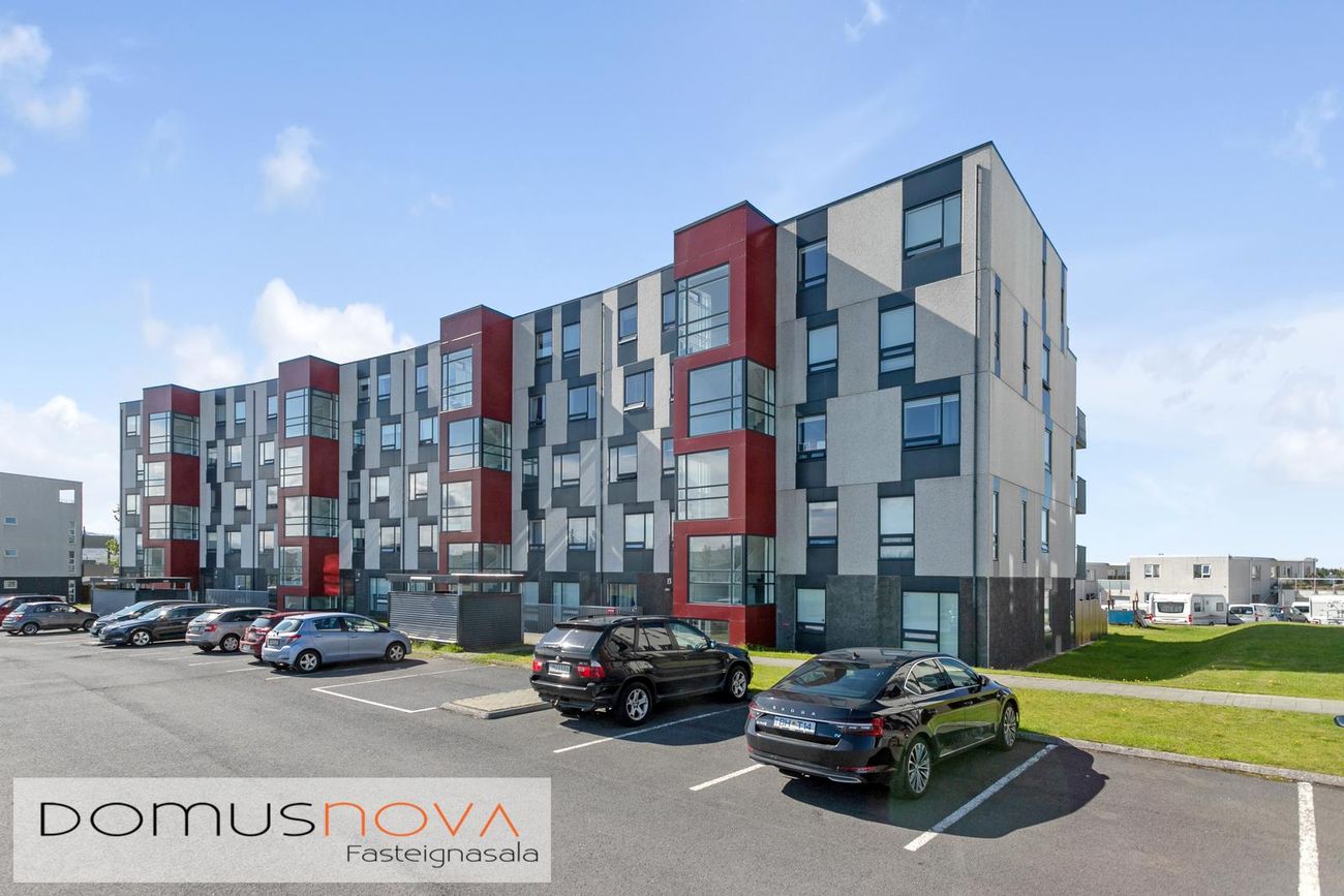 Helluvað 13, 110 Reykjavík