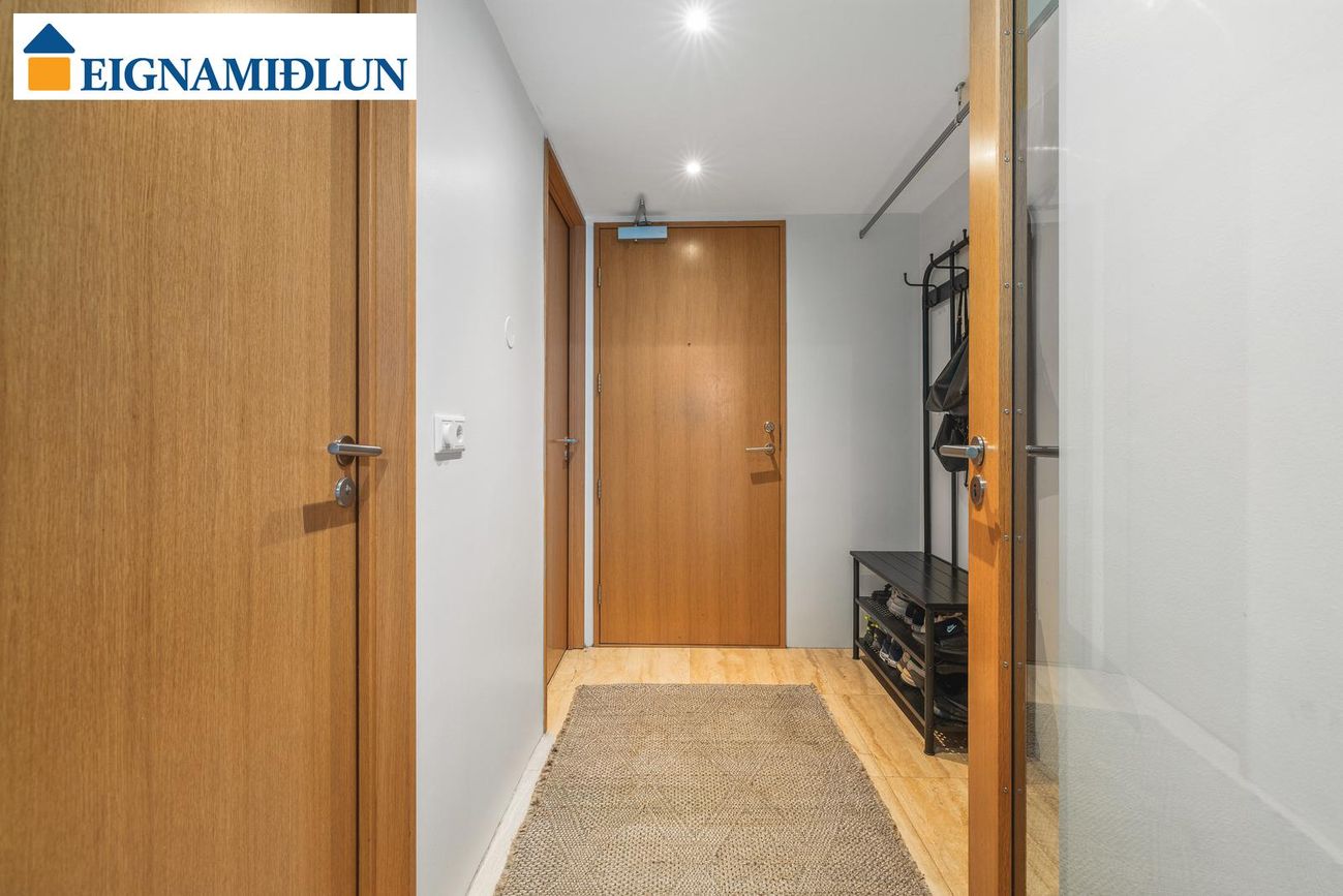 Laugavegur 86 86-94 - 0311, 101 Reykjavík