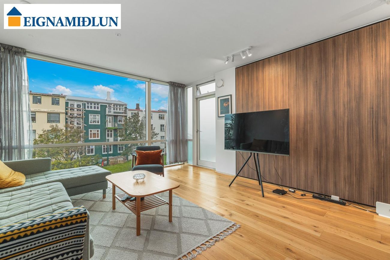 Laugavegur 86 86-94 - 0311, 101 Reykjavík