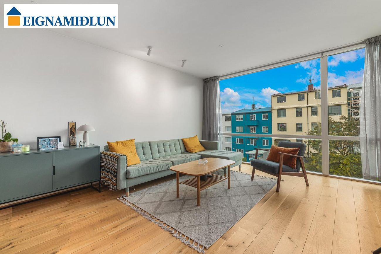 Laugavegur 86 86-94 - 0311, 101 Reykjavík