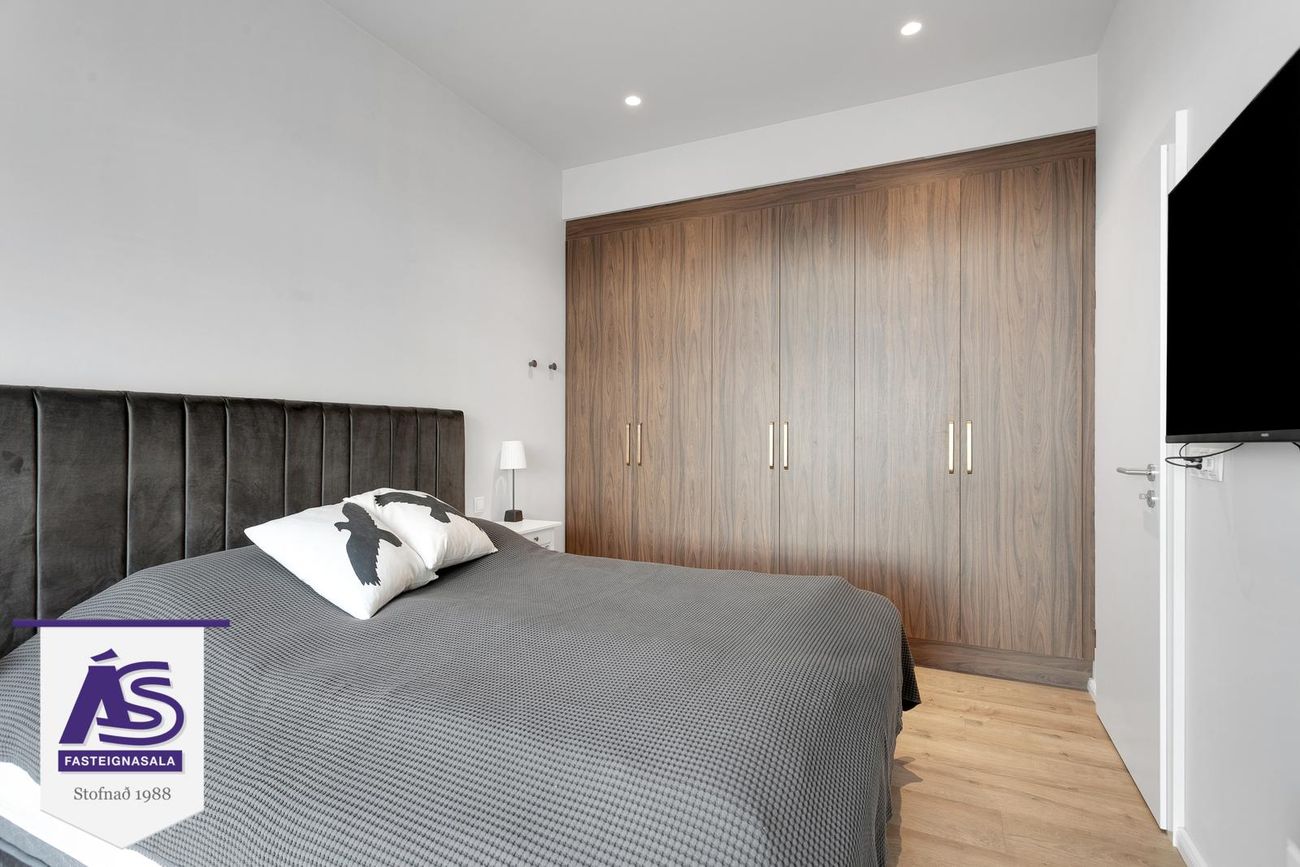 Hringhamar 11 - 0502, 221 Hafnarfjörður