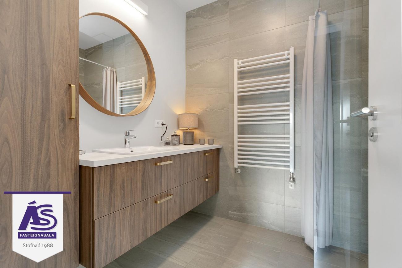 Hringhamar 11 - 0502, 221 Hafnarfjörður