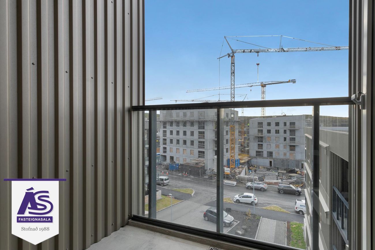 Hringhamar 11 - 0502, 221 Hafnarfjörður