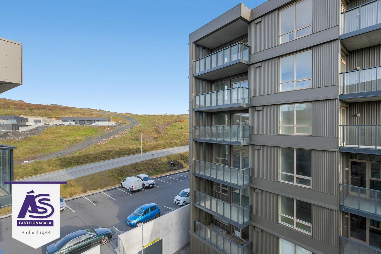 Hringhamar 11 - 0502, 221 Hafnarfjörður