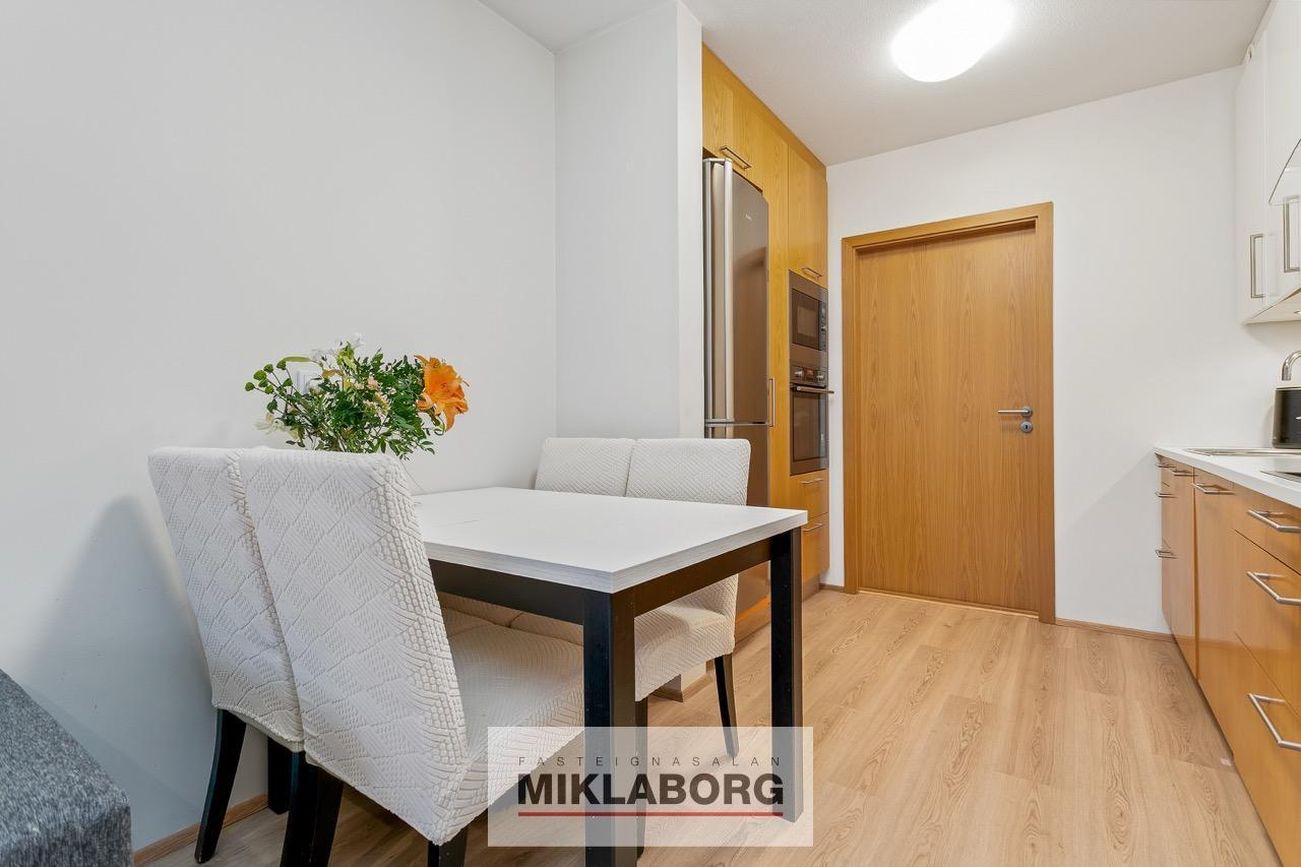 Naustavör 2, 200 Kópavogur
