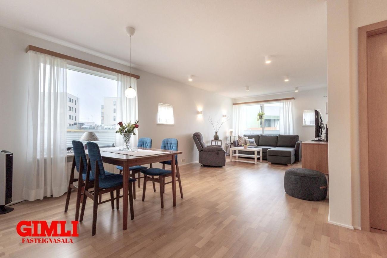 Árskógar 6, 109 Reykjavík