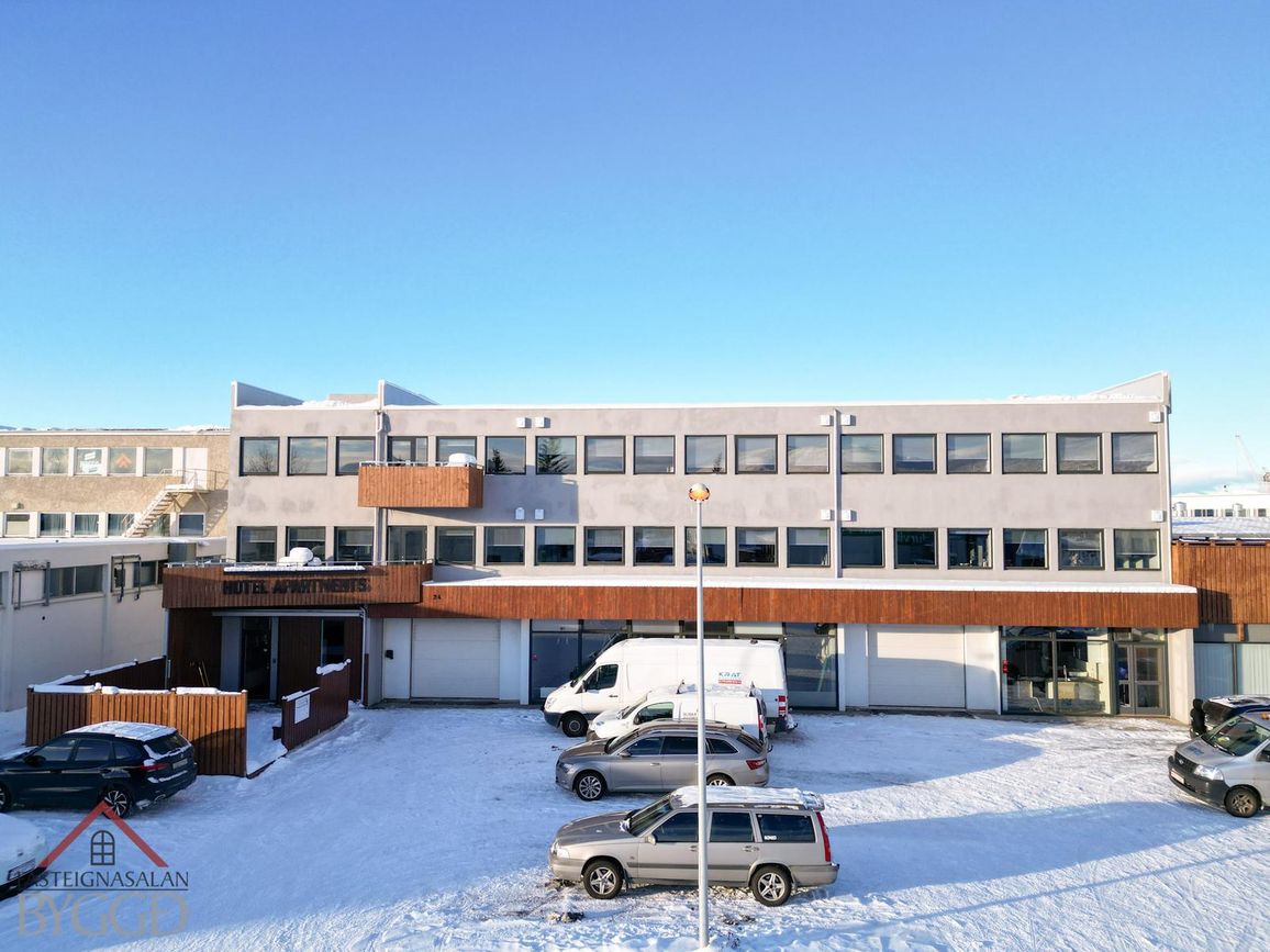Tryggvabraut 24, 600 Akureyri