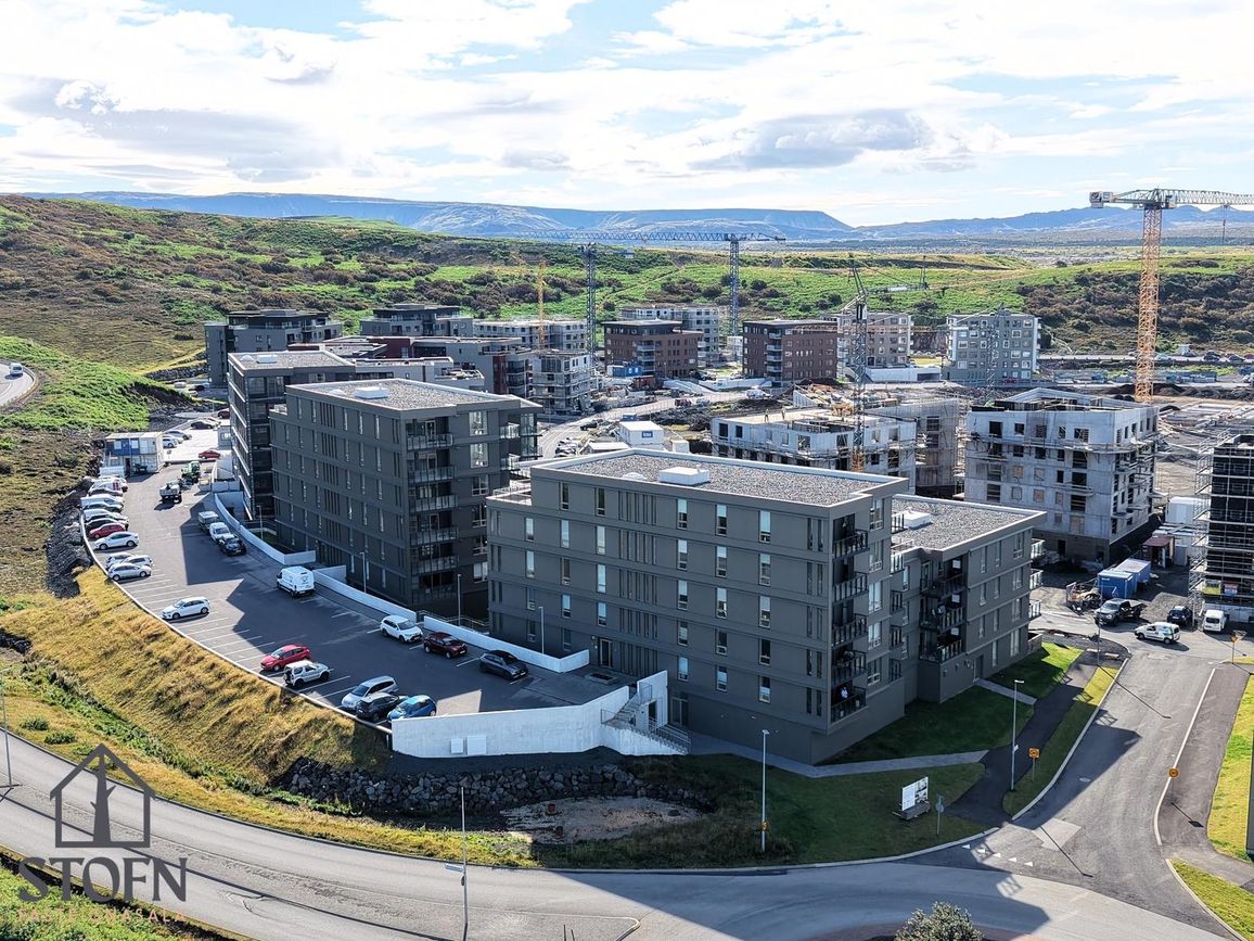 Hringhamar 11, 221 Hafnarfjörður