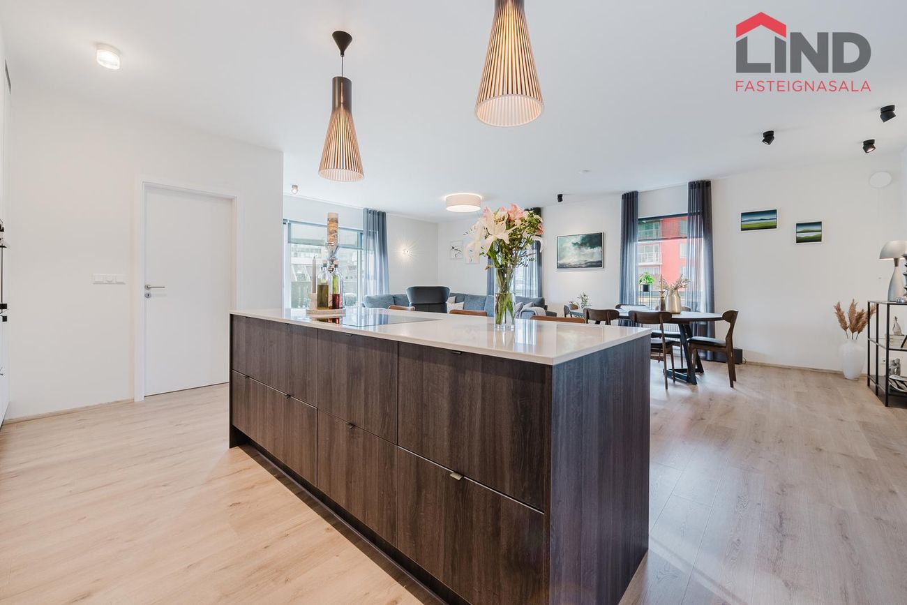 Álalind 18, 201 Kópavogur