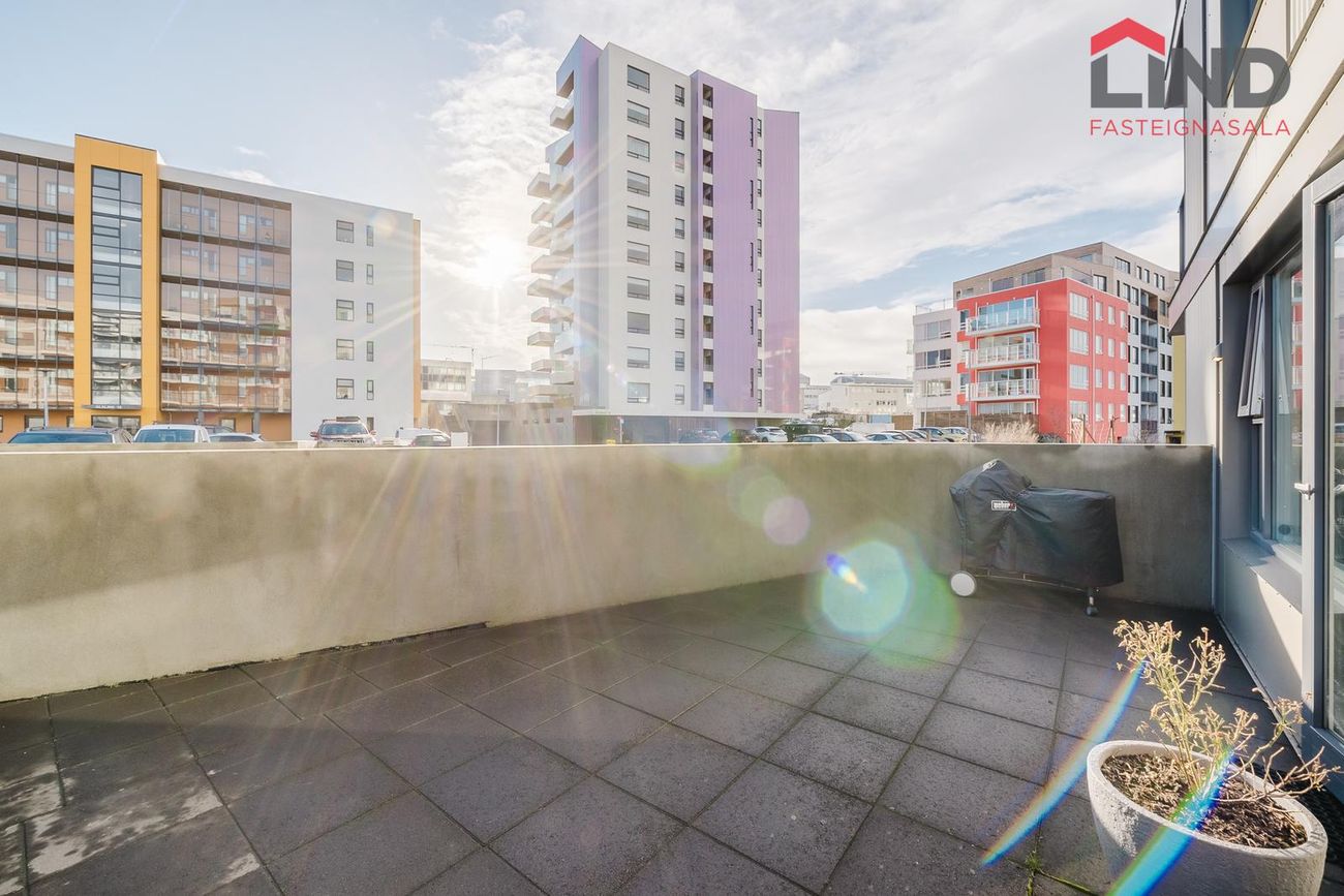 Álalind 18, 201 Kópavogur