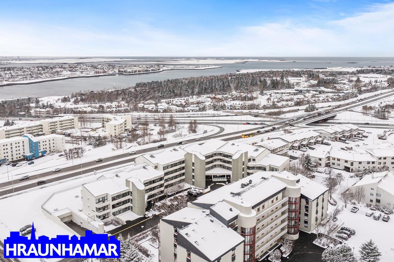 Efstaleiti 12, 103 Reykjavík