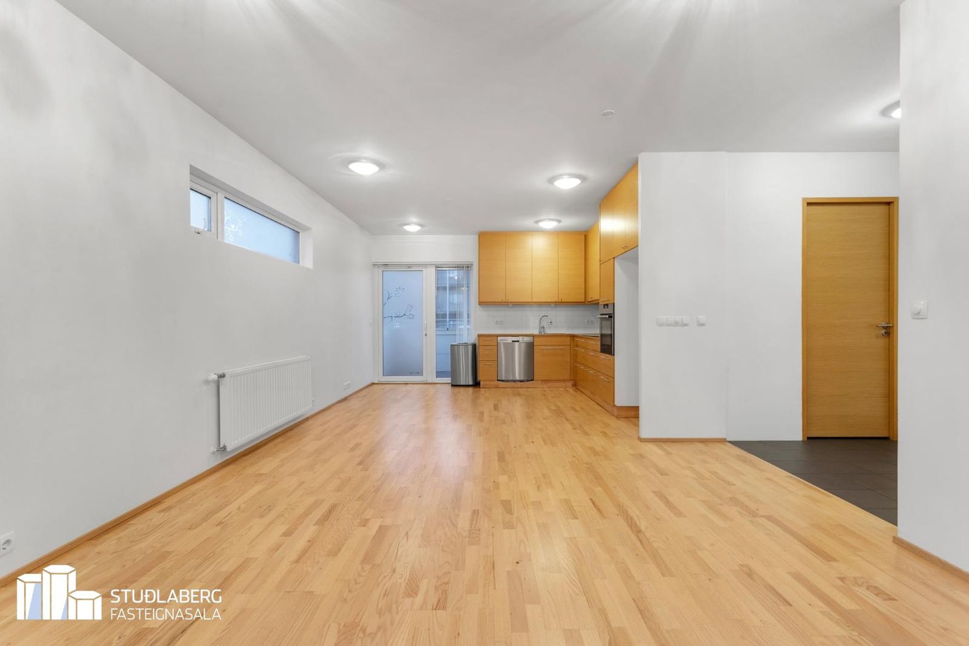 Krossmói 5, 260 Reykjanesbær