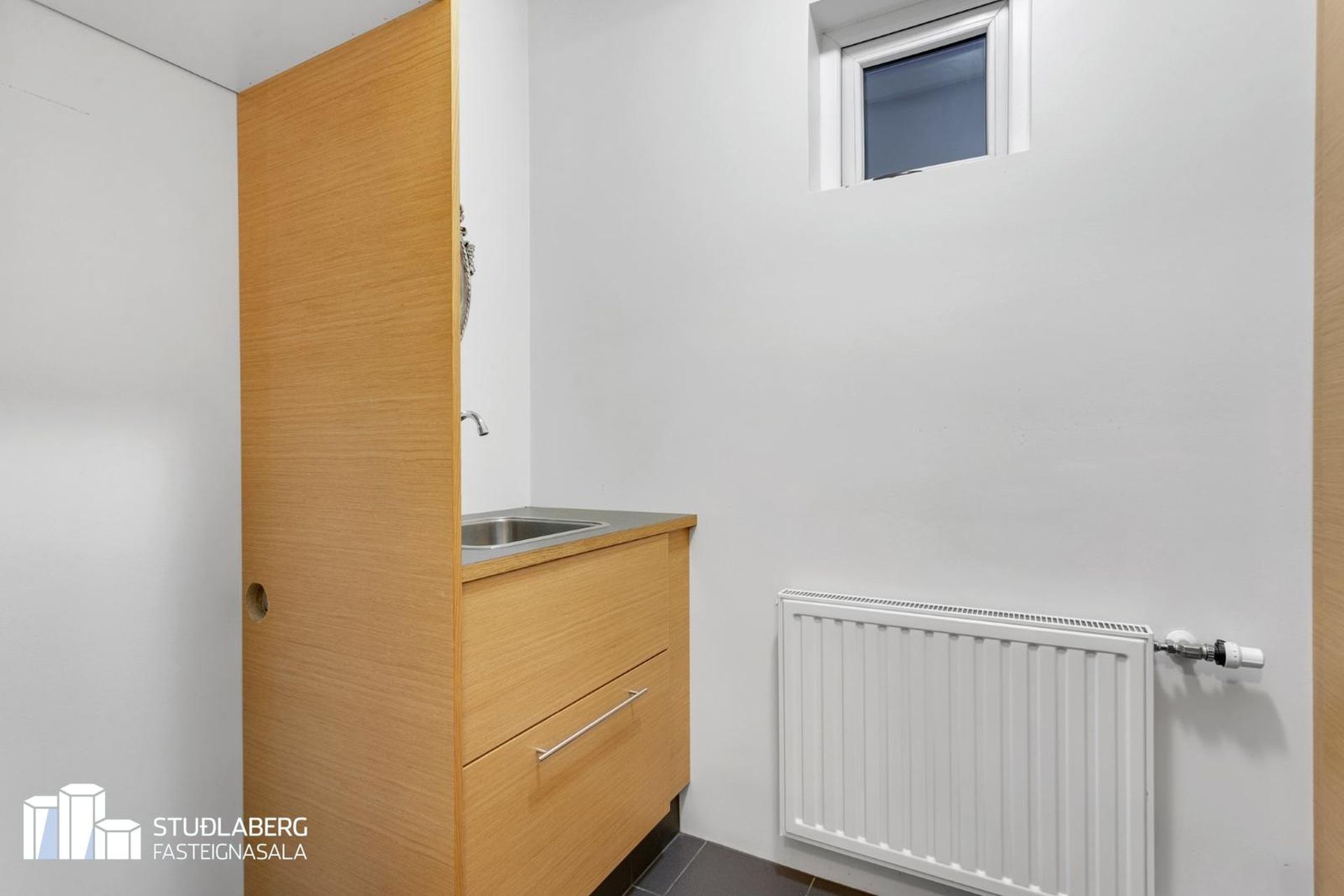 Krossmói 5, 260 Reykjanesbær