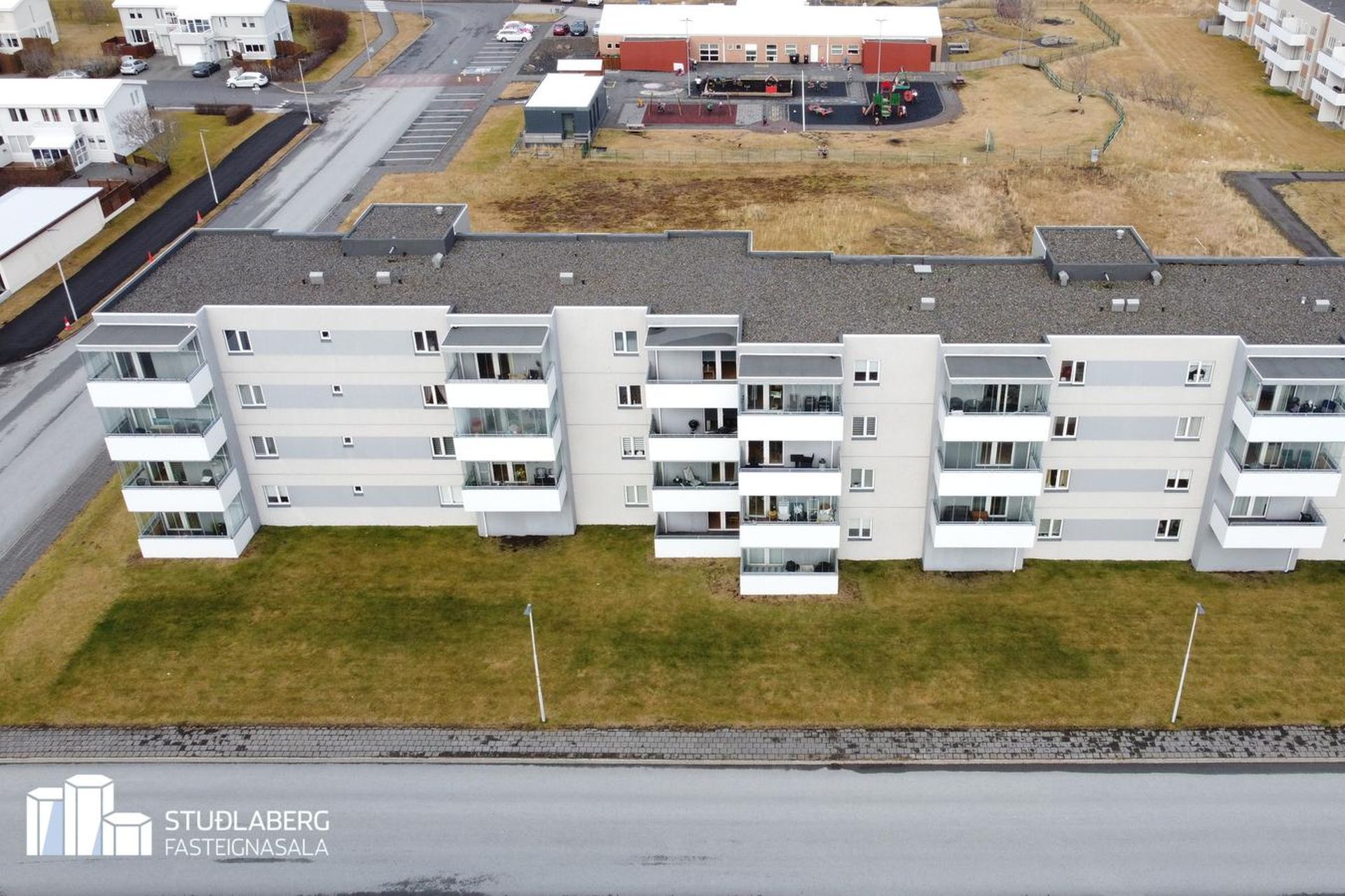 Krossmói 5, 260 Reykjanesbær