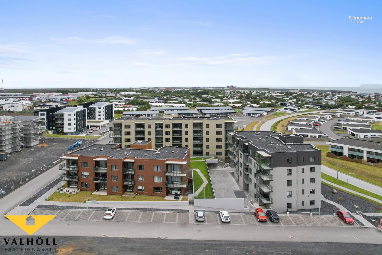 Asparlaut 1, 230 Reykjanesbær