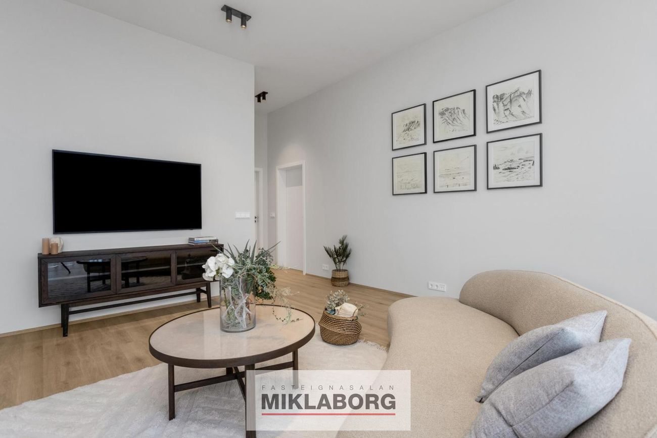 Hafnarbraut 10B, 200 Kópavogur