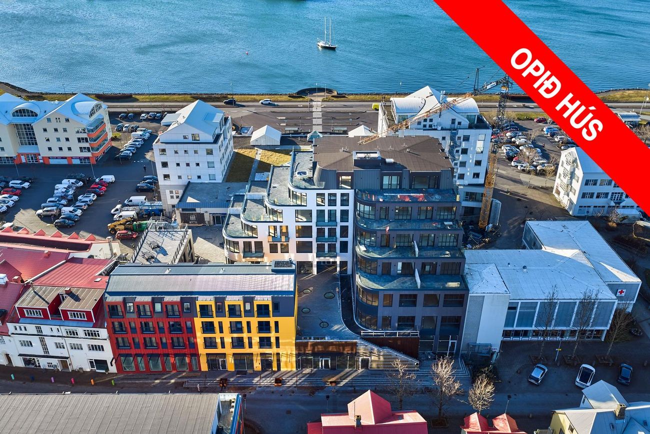 Strandgata 26, 220 Hafnarfjörður