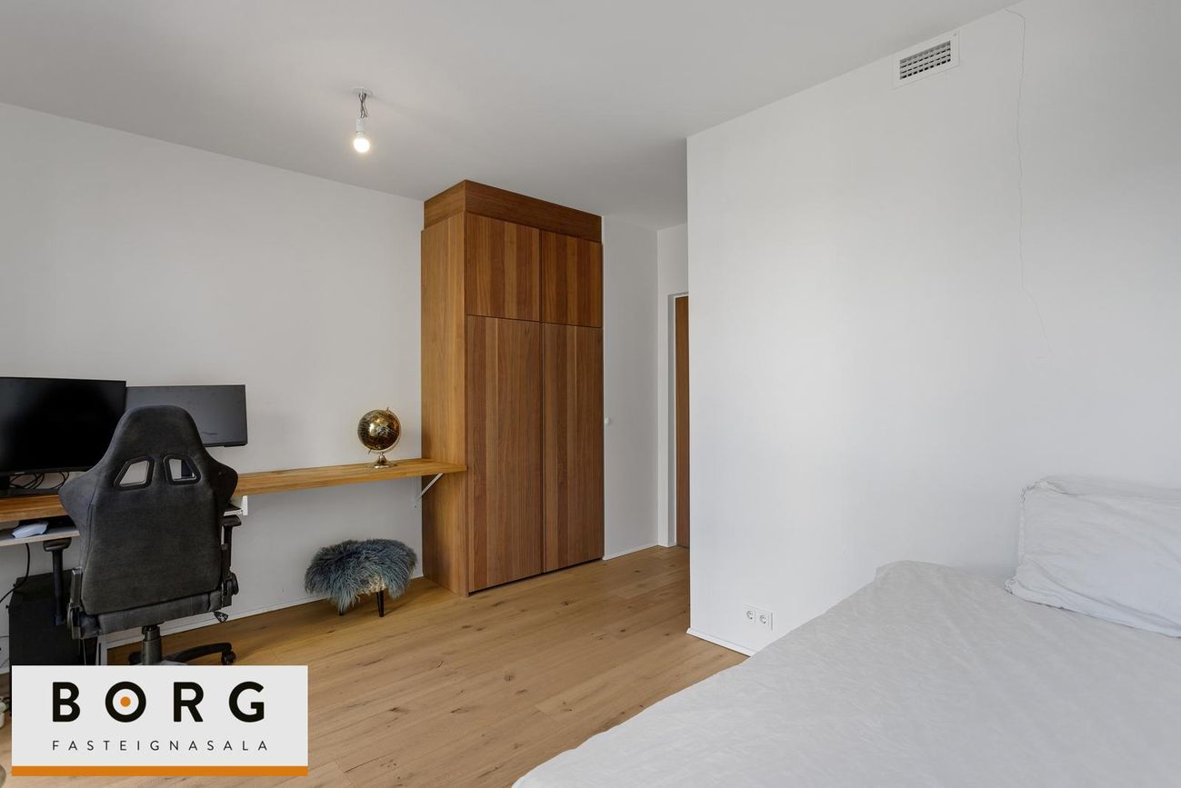 Hallgerðargata 3, 105 Reykjavík