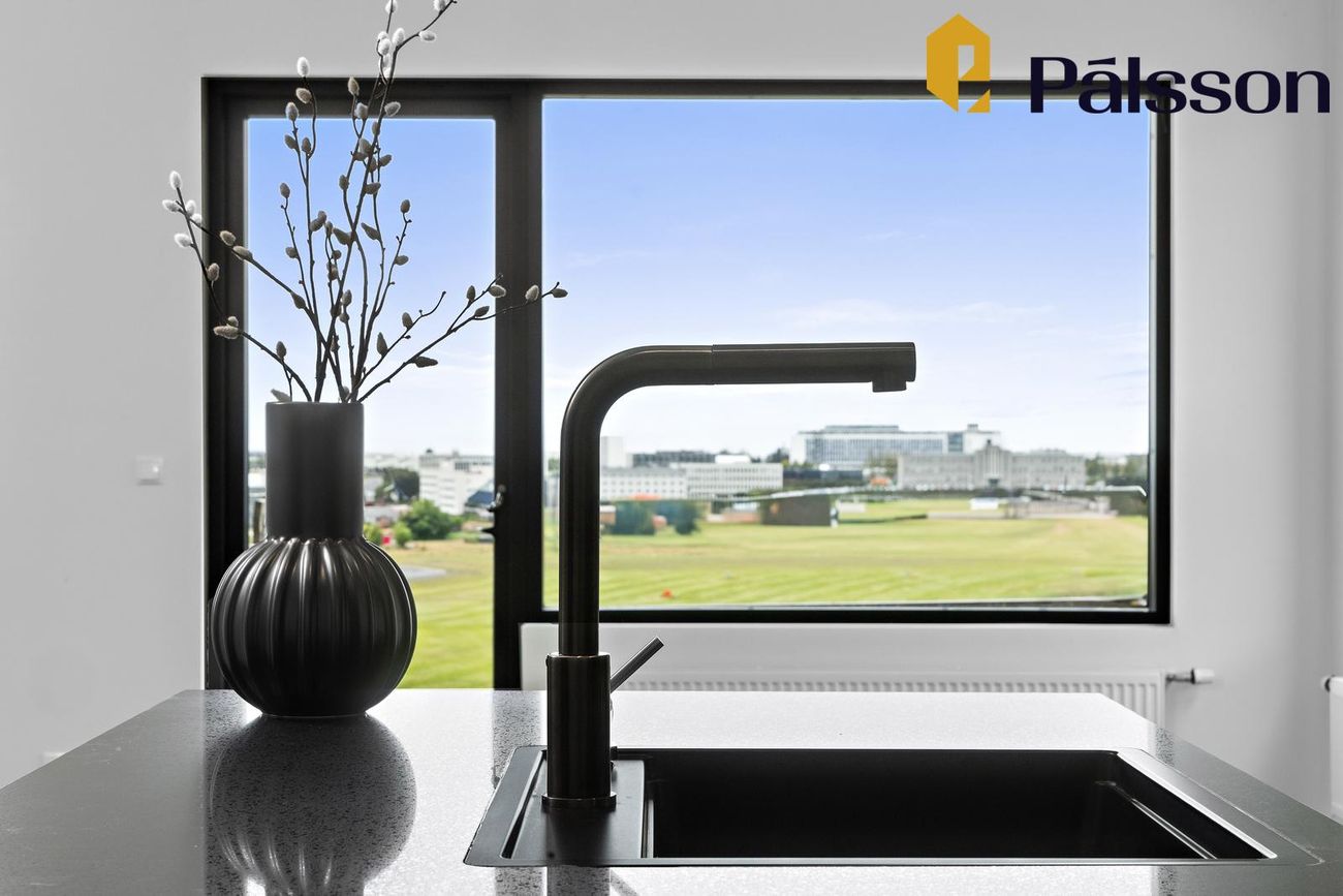 Valshlíð 1 - 0502, 102 Reykjavík