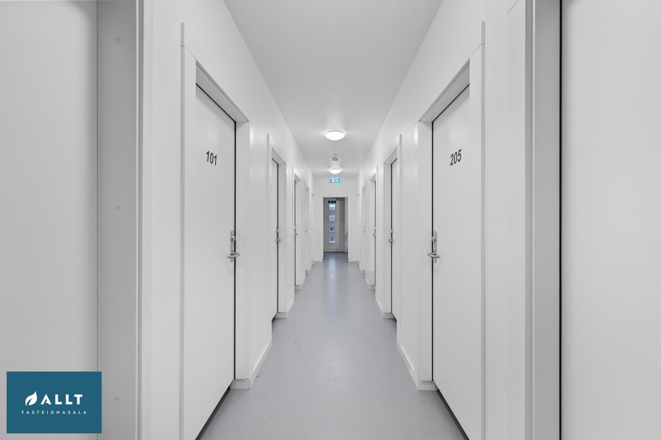 Dalsbraut 24, 260 Reykjanesbær