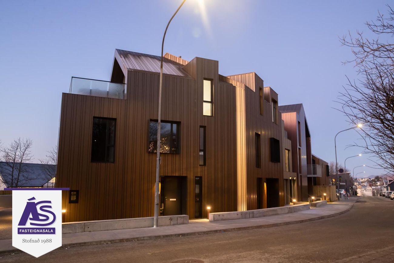 Suðurgata 44, 220 Hafnarfjörður