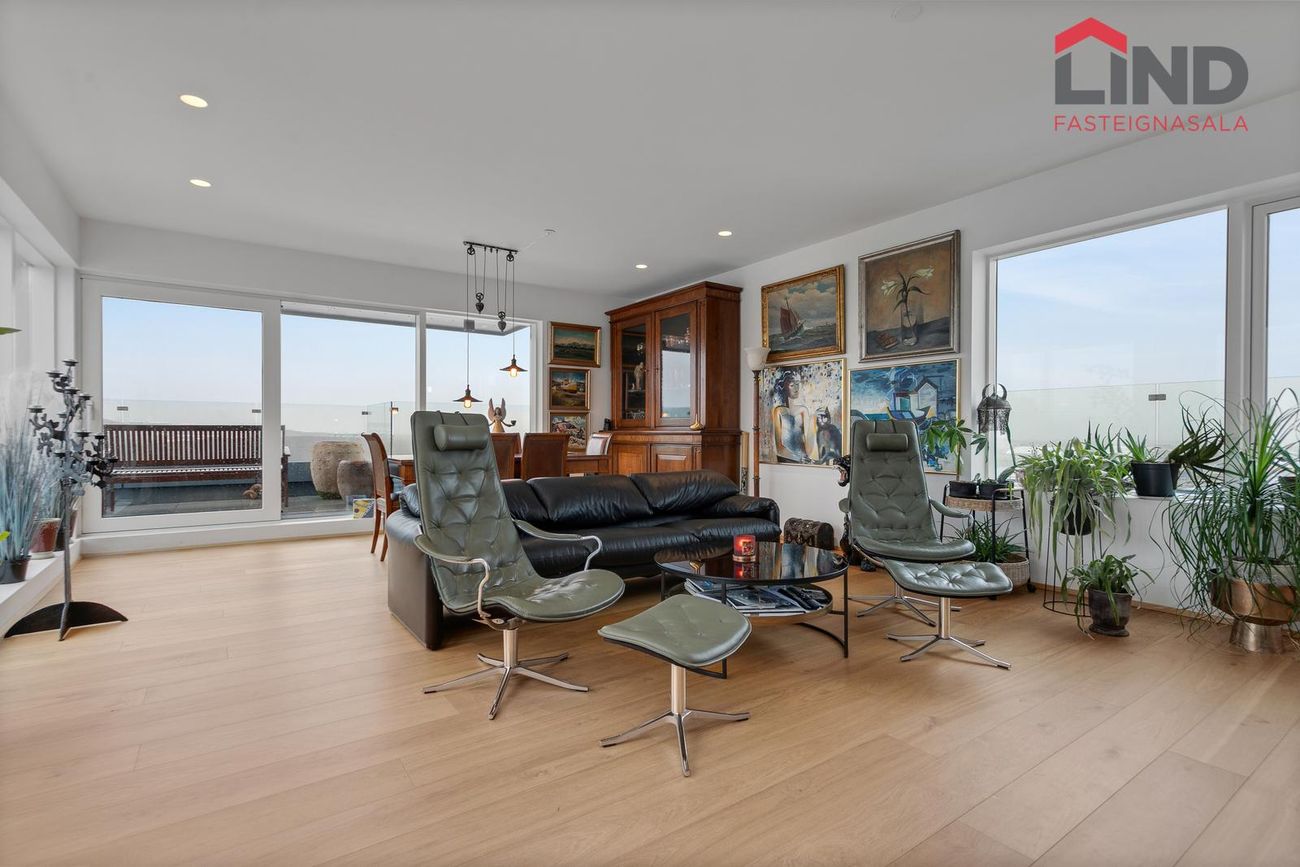 Holtsvegur 37 - 0501, 210 Garðabær