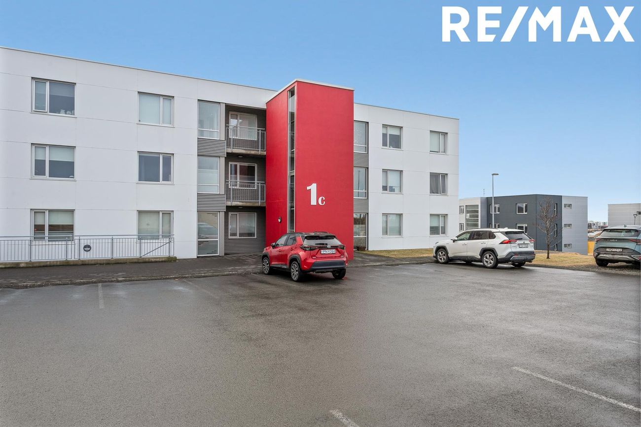 Línakur 1, 210 Garðabær