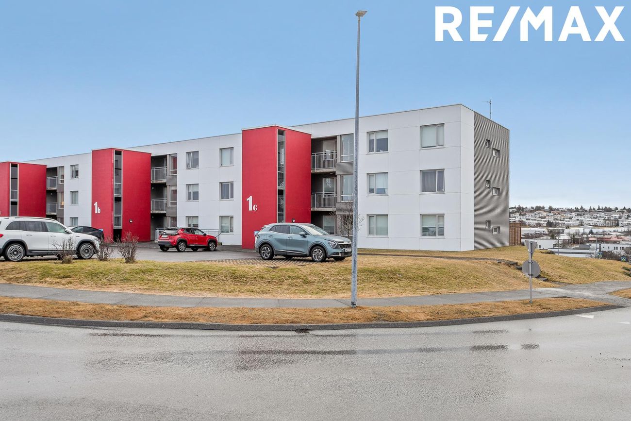 Línakur 1, 210 Garðabær