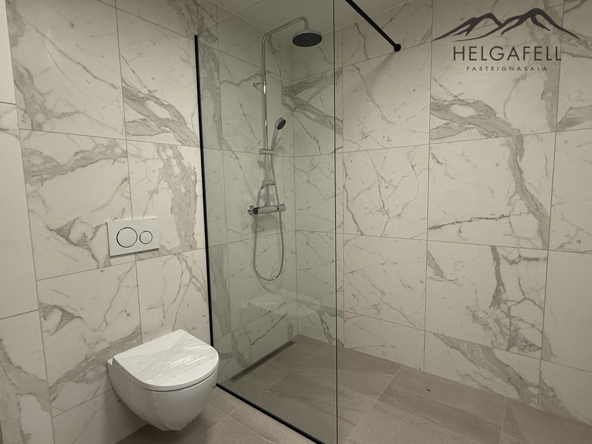 Austurbrú 18 - 0316, 600 Akureyri