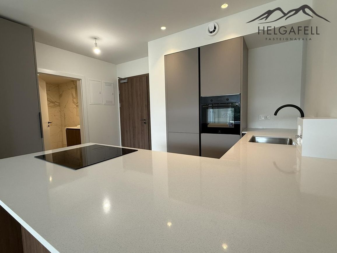 Austurbrú 18 - 0316, 600 Akureyri