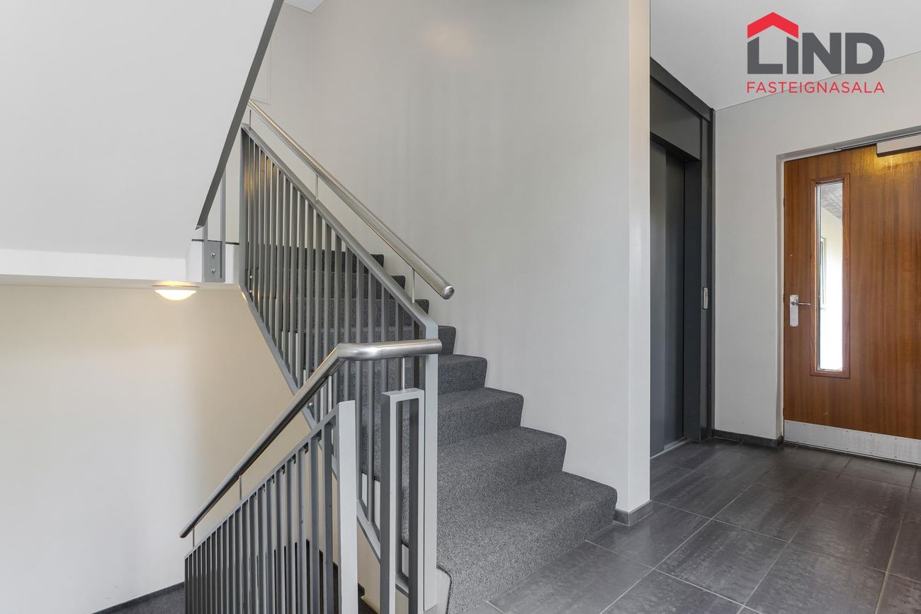 Þórðarsveigur 6, 113 Reykjavík