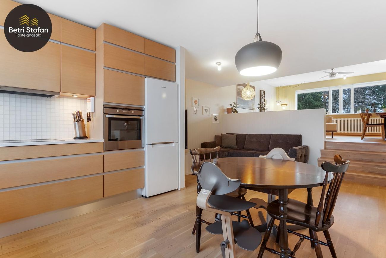 Furugrund 62, 200 Kópavogur