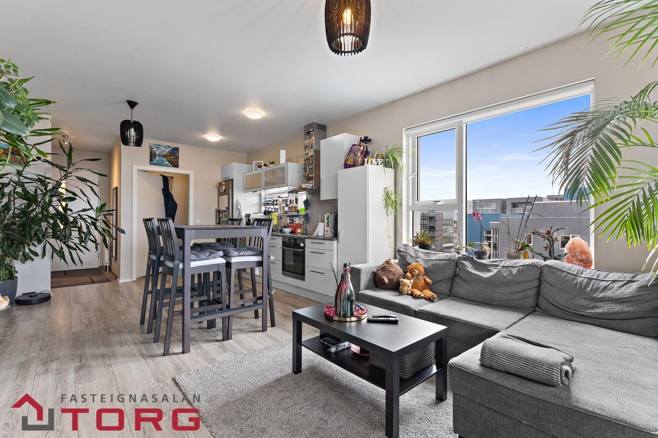 Vallakór 6A - 0604, 203 Kópavogur